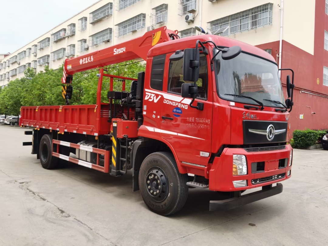 國六東風專底D3V單橋宏昌天馬10噸四節(jié)臂吊機隨車吊